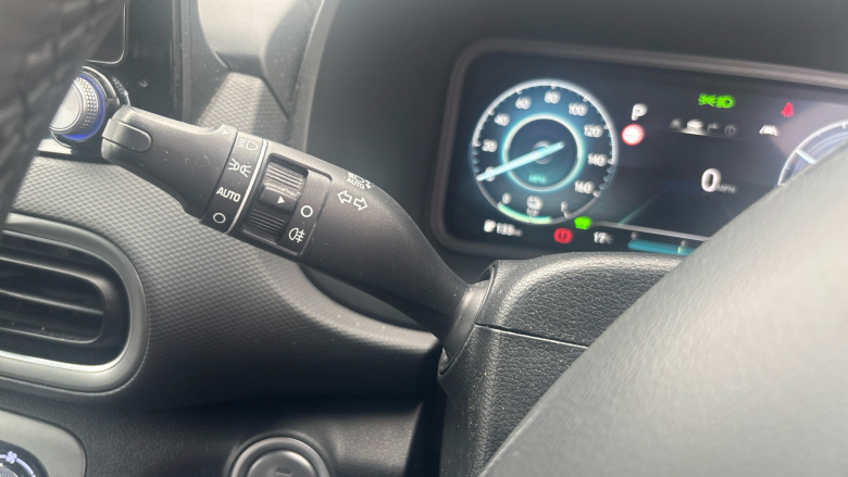 Hyundai KONA 100kW Premium 39kWh 5dr Auto Electric Hatchback